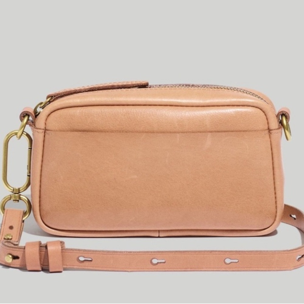Madewell The Leather Carabiner Mini Crossbody Bag in Warm beige tone